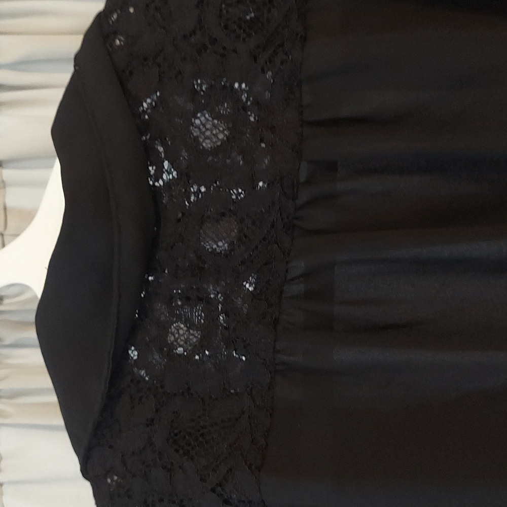 Lightweight Lace Jacket - Picture 5 of 8